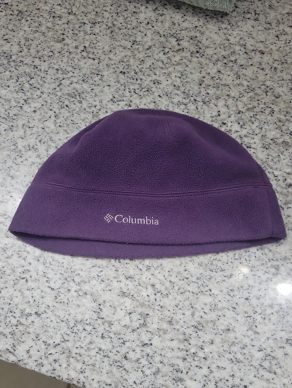 Columbia Beanie Size S/M